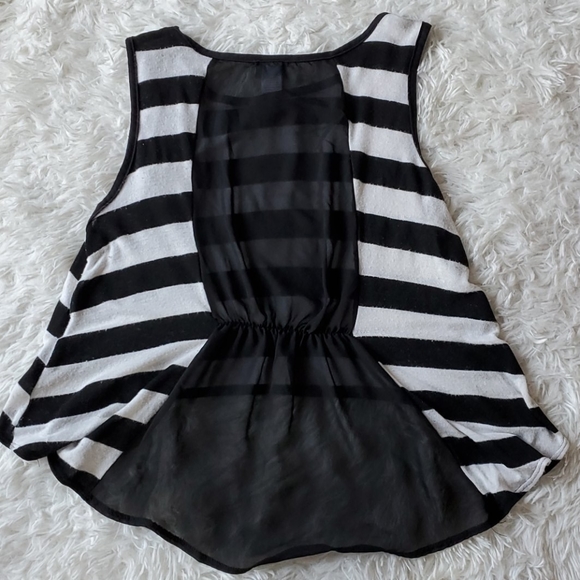 Dots top 🖤 - Picture 2 of 2